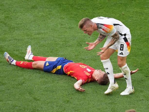 三亿体育平台-临危受命传射建功！德甲出品奥尔莫让德国心碎